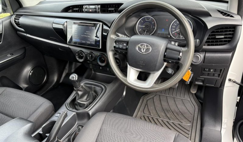 
								04/2019 Toyota Hilux SR Single Cab 4×4 Ute full									