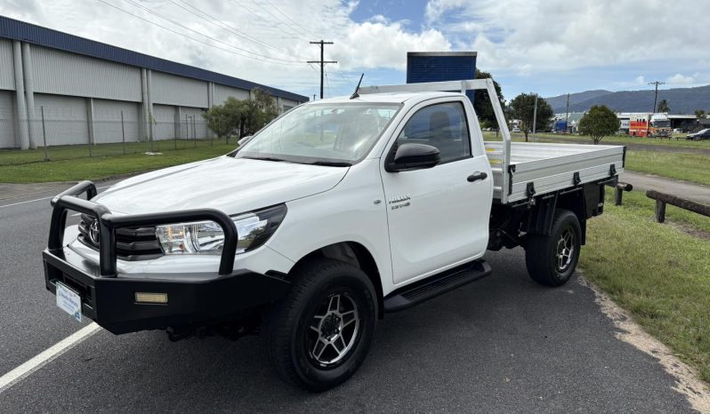 
								04/2019 Toyota Hilux SR Single Cab 4×4 Ute full									