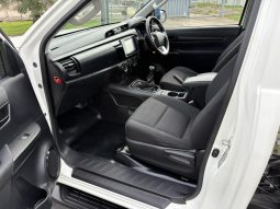 
										04/2019 Toyota Hilux SR Single Cab 4×4 Ute full									