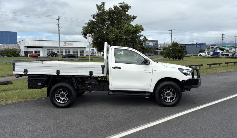 
								04/2019 Toyota Hilux SR Single Cab 4×4 Ute full									