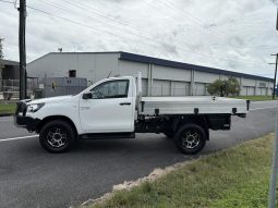 
										04/2019 Toyota Hilux SR Single Cab 4×4 Ute full									